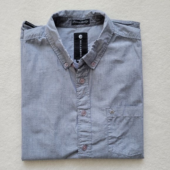 Billabong | Button-Down Men's Short Sleeve Shirt EUC Small light blue - Picture 12 of 12